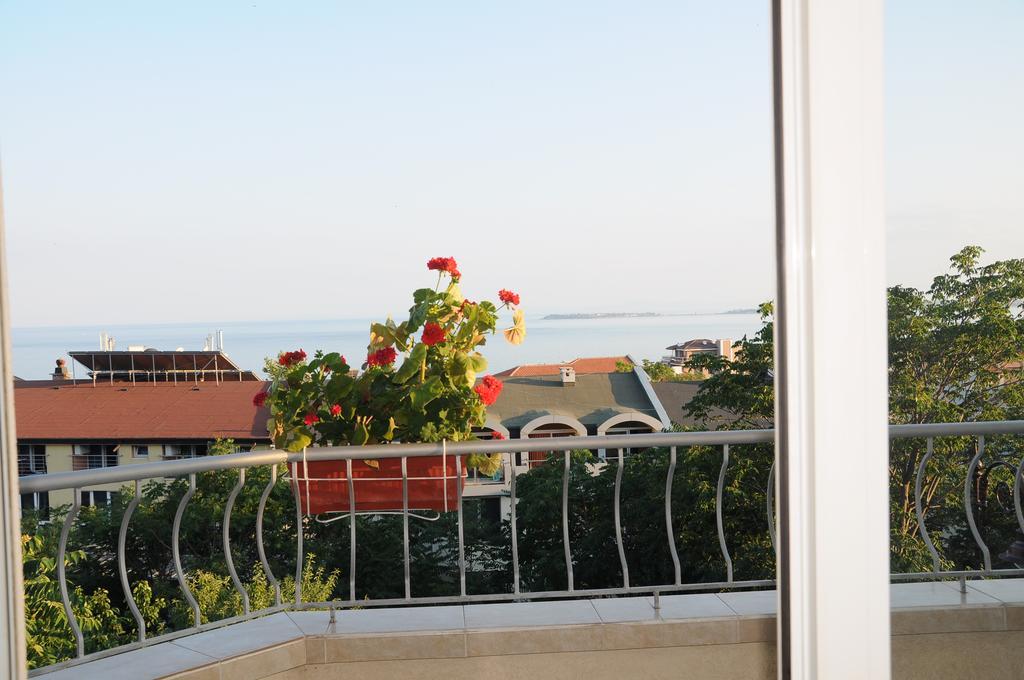 Hotel Babeva Sveti Vlas Exterior photo